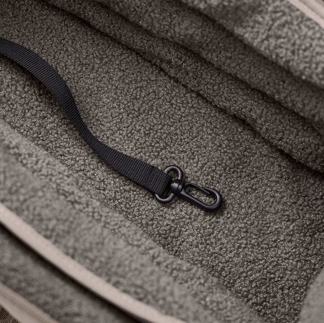 2-in-1 Hunde-Tragetasche und Decke greige