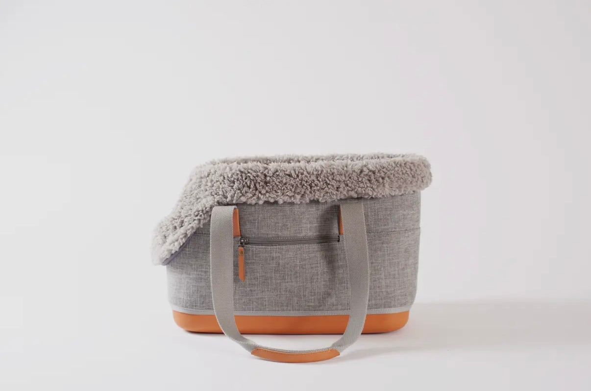 Graue Hundetasche mit Fell