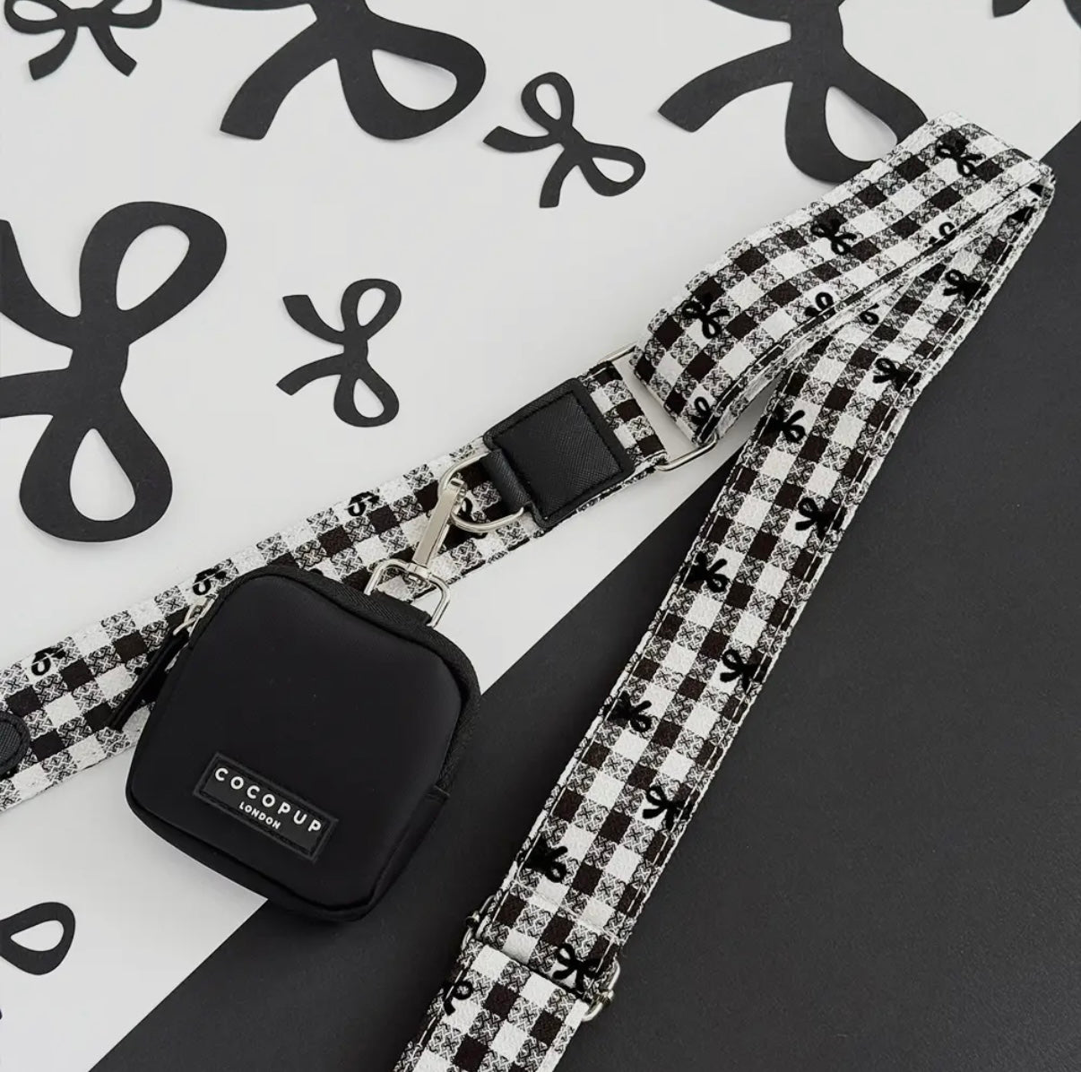 Taschengurt Welpe in Paris