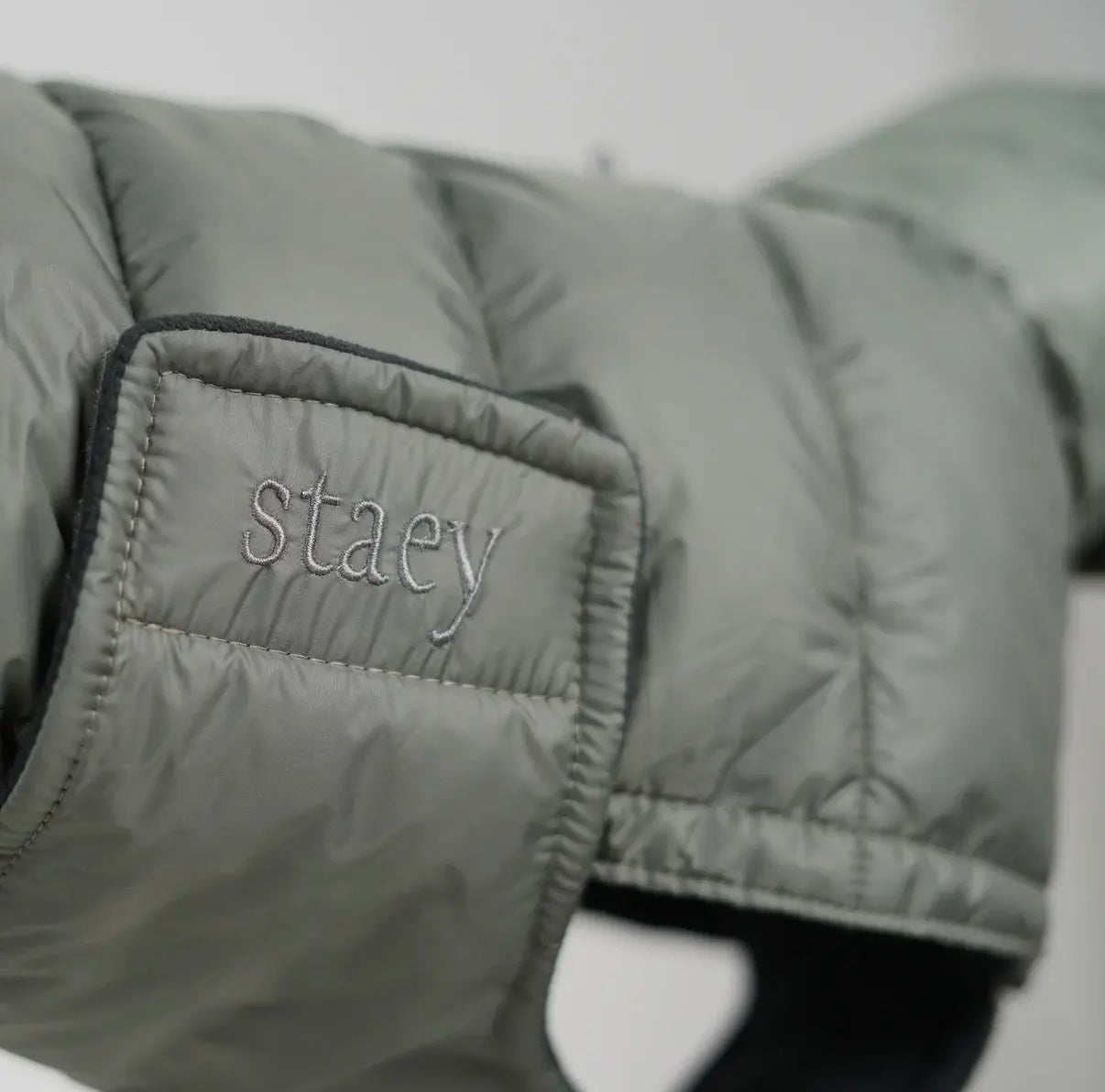 Hundemantel Nora | Moosgrün