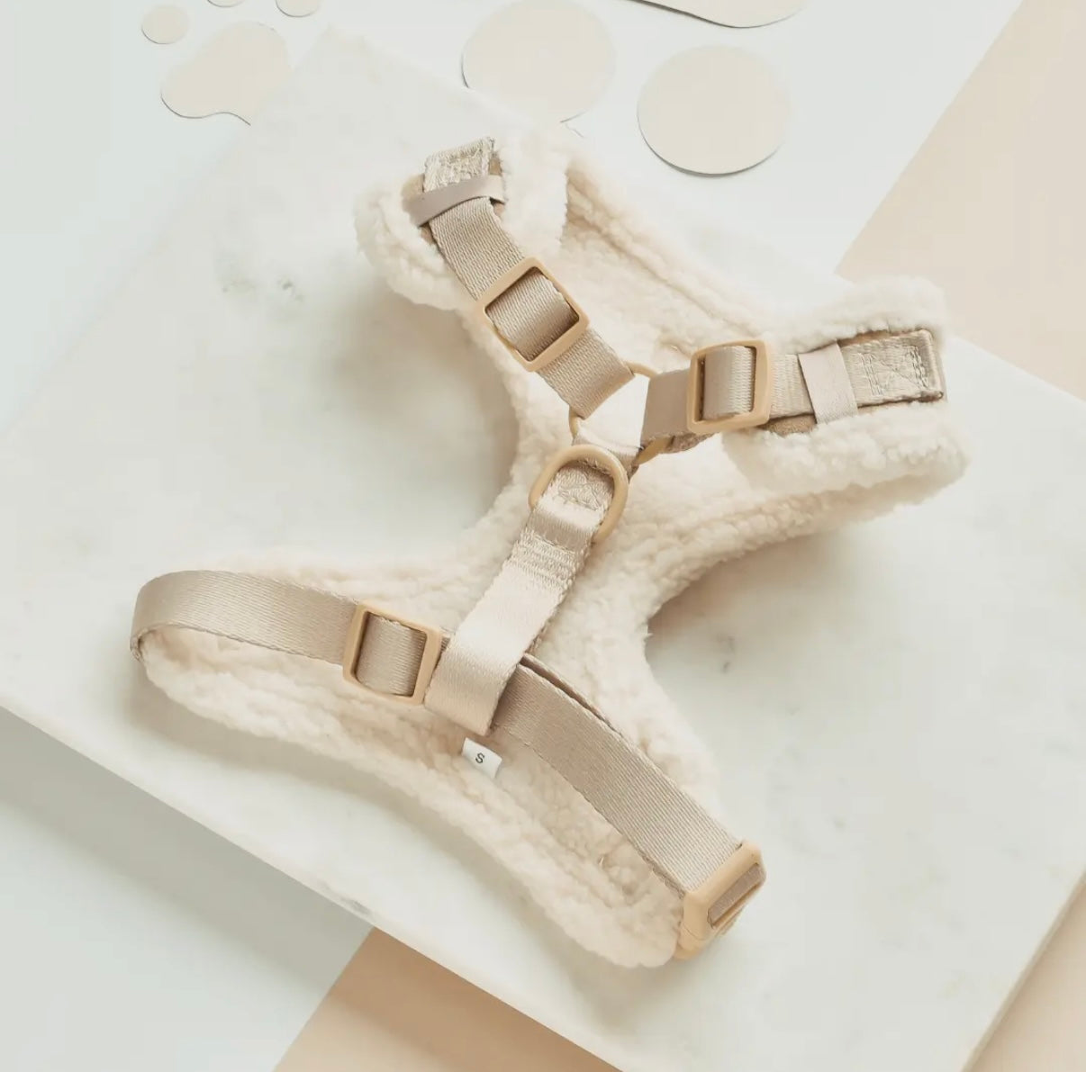 Geschirr- Nude Aviator